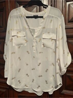 2X 22/24 TORRID PINEAPPLE Blouse Gold FOIL 3/4 sleeves thin fabric *fading*